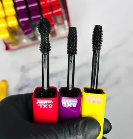ریمل 8xL مدل ضد آب VOLUM EXPRESS/ حجمدهنده و ماندگاری بالا / جیونا بیوتی